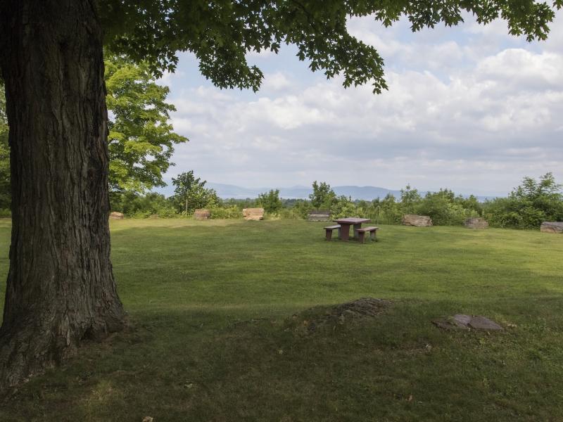 Picnic table at Ethan Allen Park Pinnacle