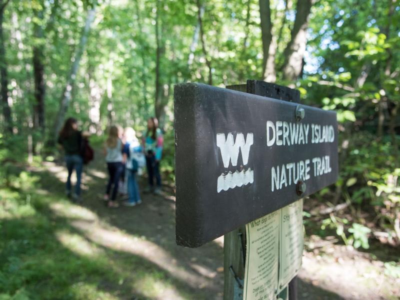 Trailhead of the nature trail at Derway Island