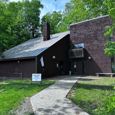 rock point center entrance